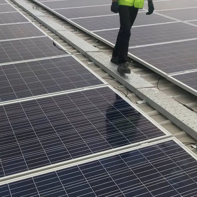 ODM Sustainable Aluminium Solar Rooftop Walkway For Outdoor Roof Access